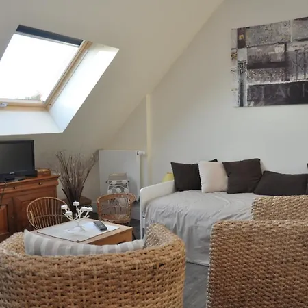 Alojamento de Acomodação e Pequeno-almoço L'imprevu 4*